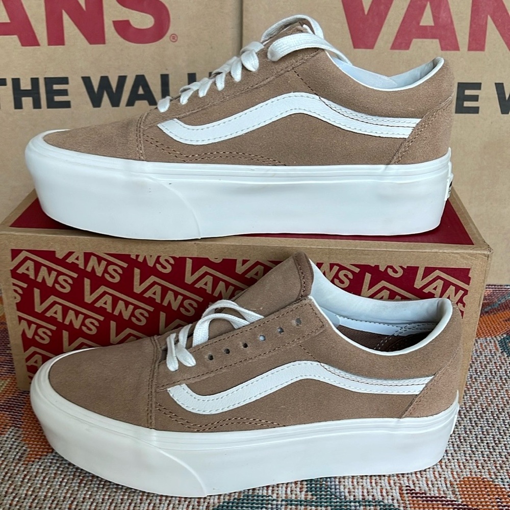 Vans Platform Sneakers Tan and White - Picture 15 of 16